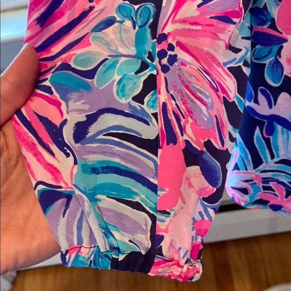 Lilly Pulitzer Elsa Silk toPink and Blue Long Sleeve Blouse - Picture 5 of 11